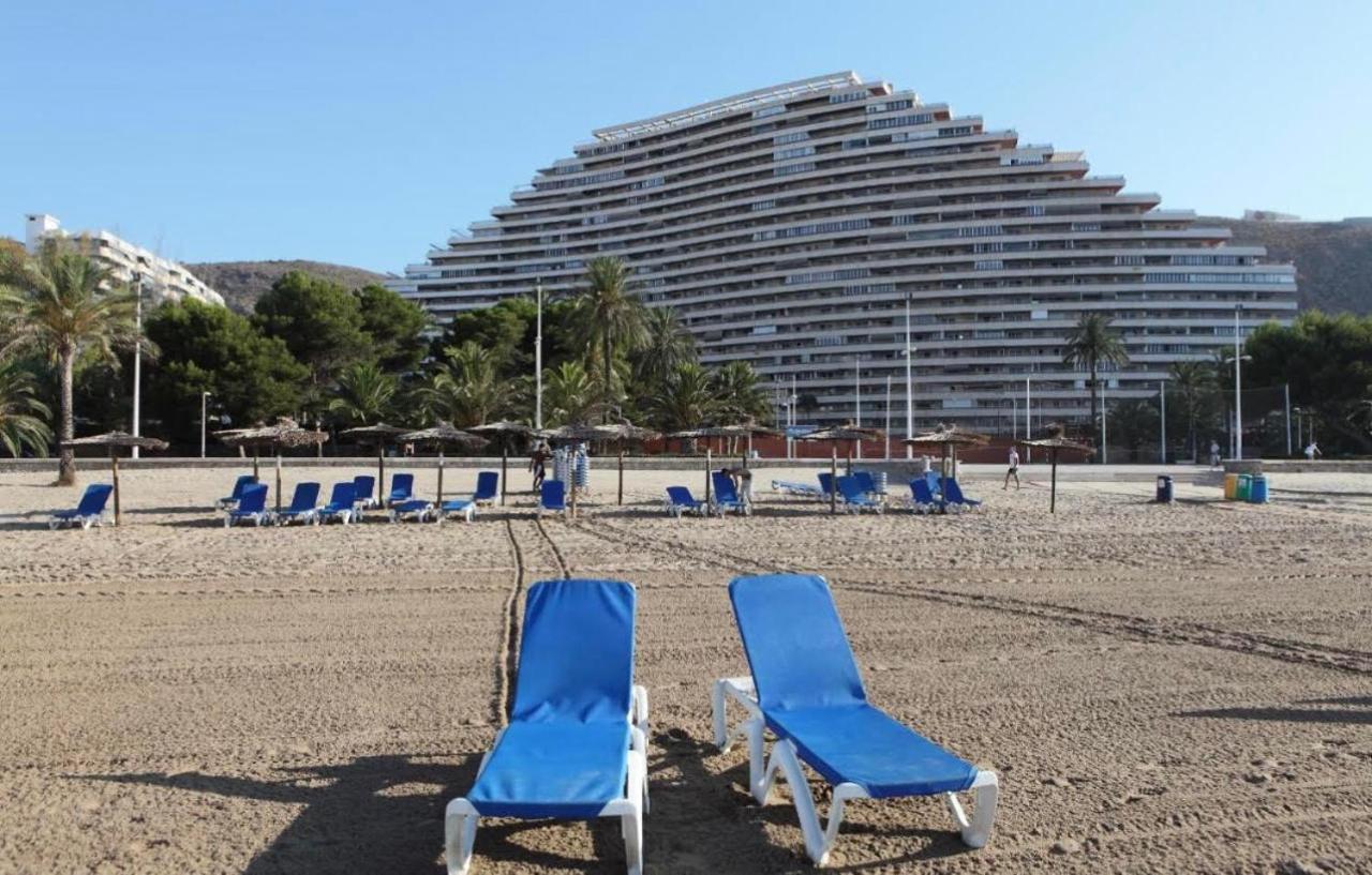Nuevo, Primera Linea De Playa, Con Piscina Y Vistas Al Mar Apartment